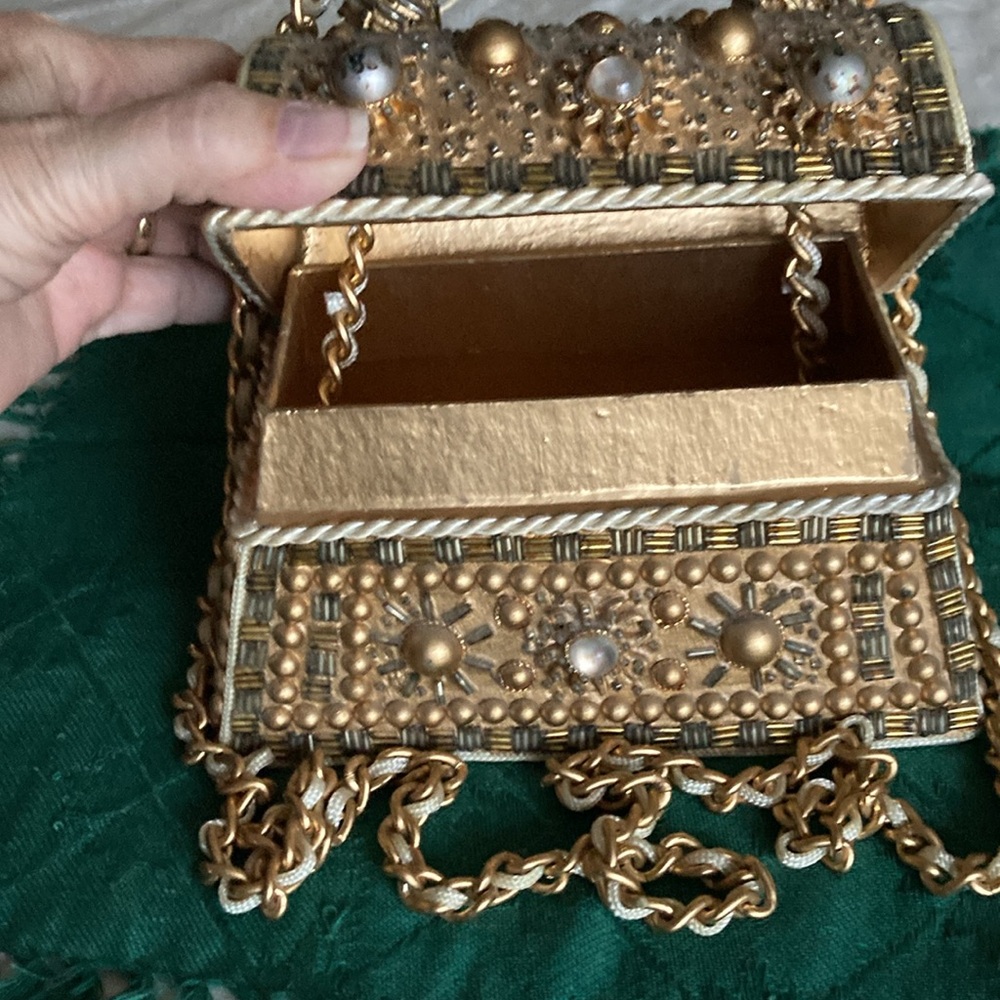RARE vtg. MARY FRANCES treasurer chest purse w/gold lining, lift top.  $175 - Picture 2 of 9